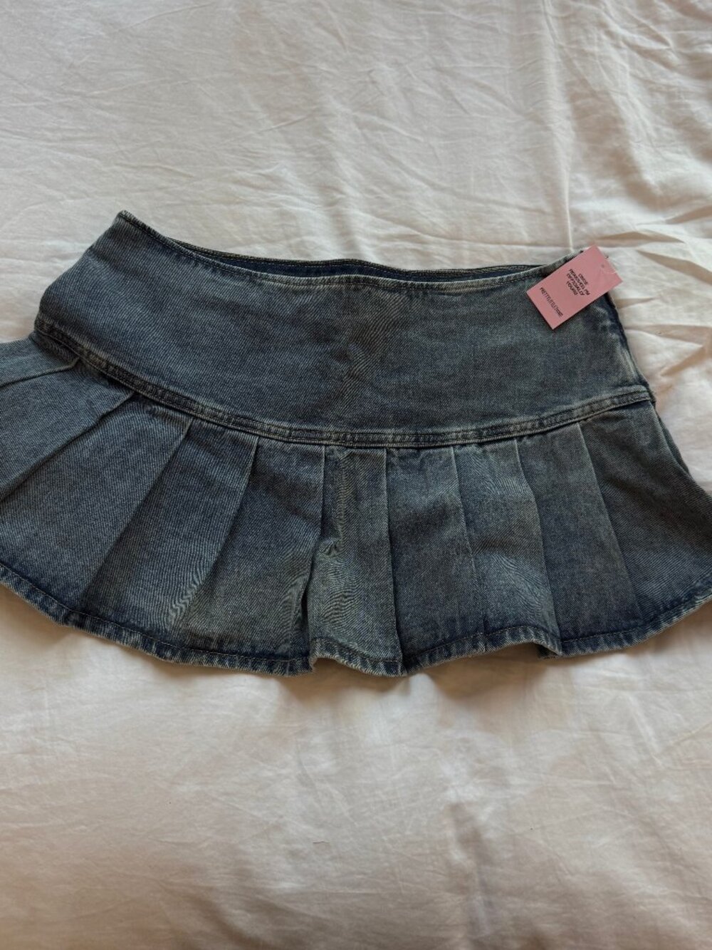 PrettyLittleThing Y2K Pleated Denim Mini Skirt US 8 UK 12 Tags Attached
